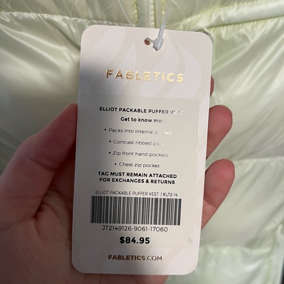 Fabletics: Elliot Packable Puffer Vest Size XL - Picture 2 of 6